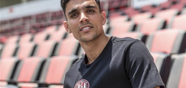 بن شرقي يحسم الجدل بشأن عودته لـ الزمالك