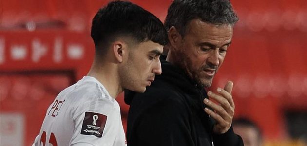 تقارير توضح موقف بيدري من عرض باريس سان جيرمان